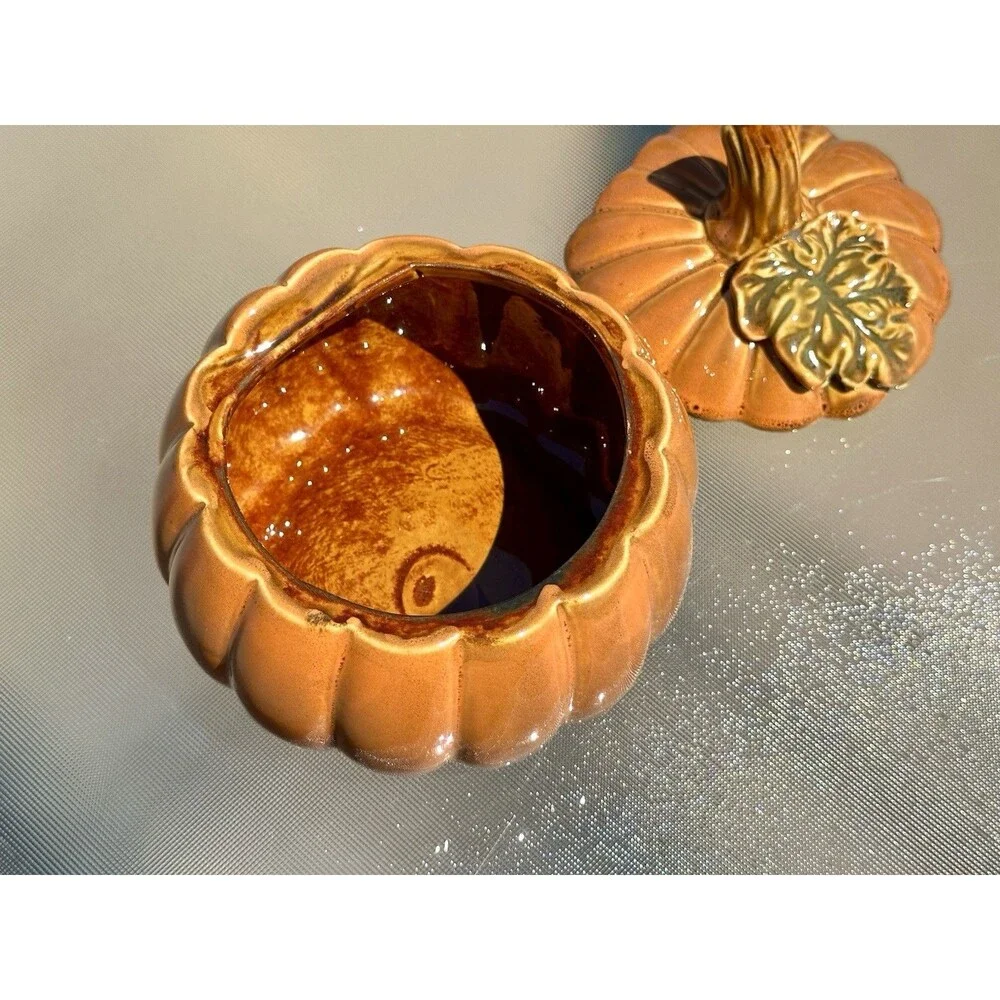Ceramic Pumpkin Jar with Leaf on Lid Fall Harvest Thanksgiving Halloween Decor